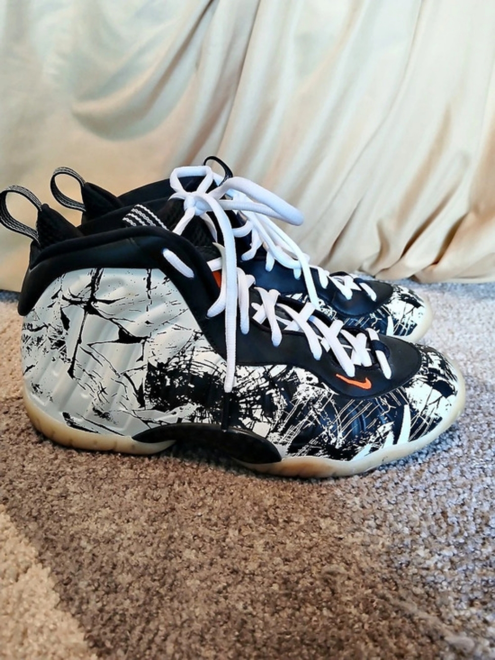 Nike 19 Little Posite One BG Shattered Backboard 644791-011 6Y sneakers